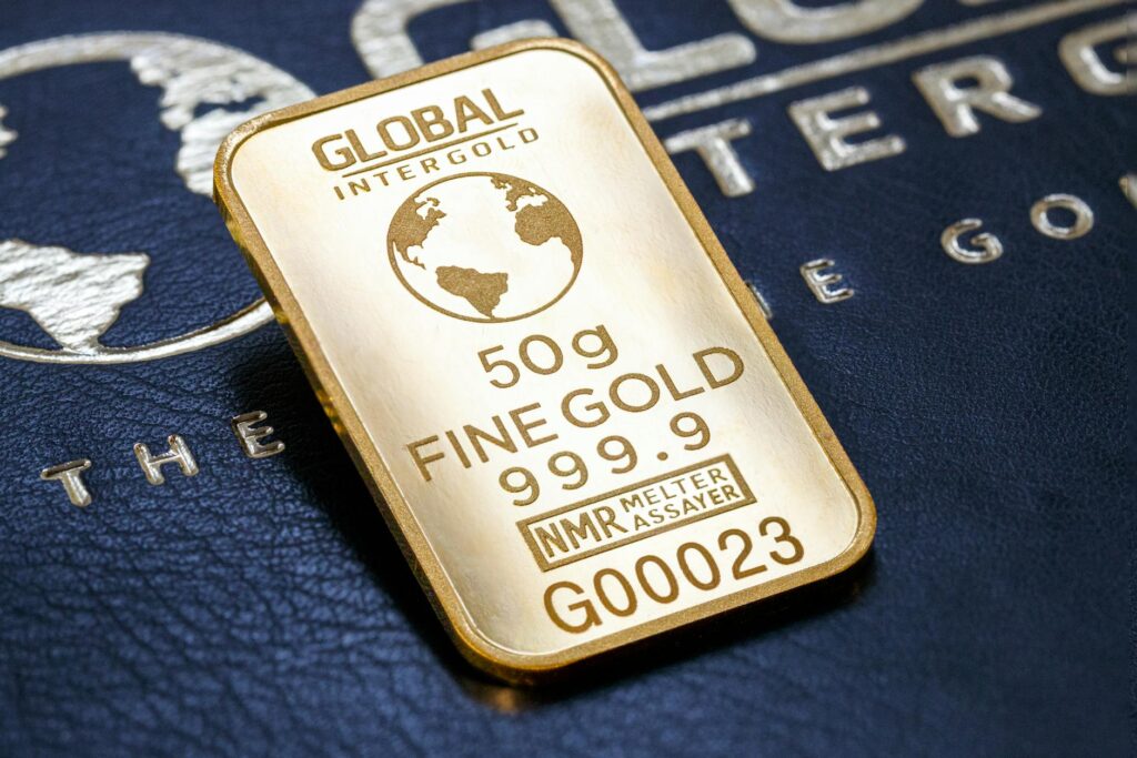 Global Markets on Edge: Trade Tensions, Tariff Threats, and Defensive Asset Surges Shape Financial Landscape